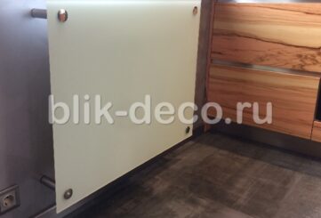 Панели на батарею из стекла