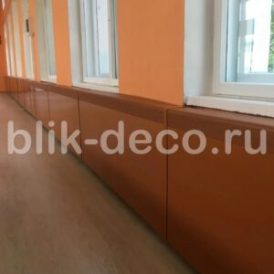 короба на трубу в школе металл коричневые