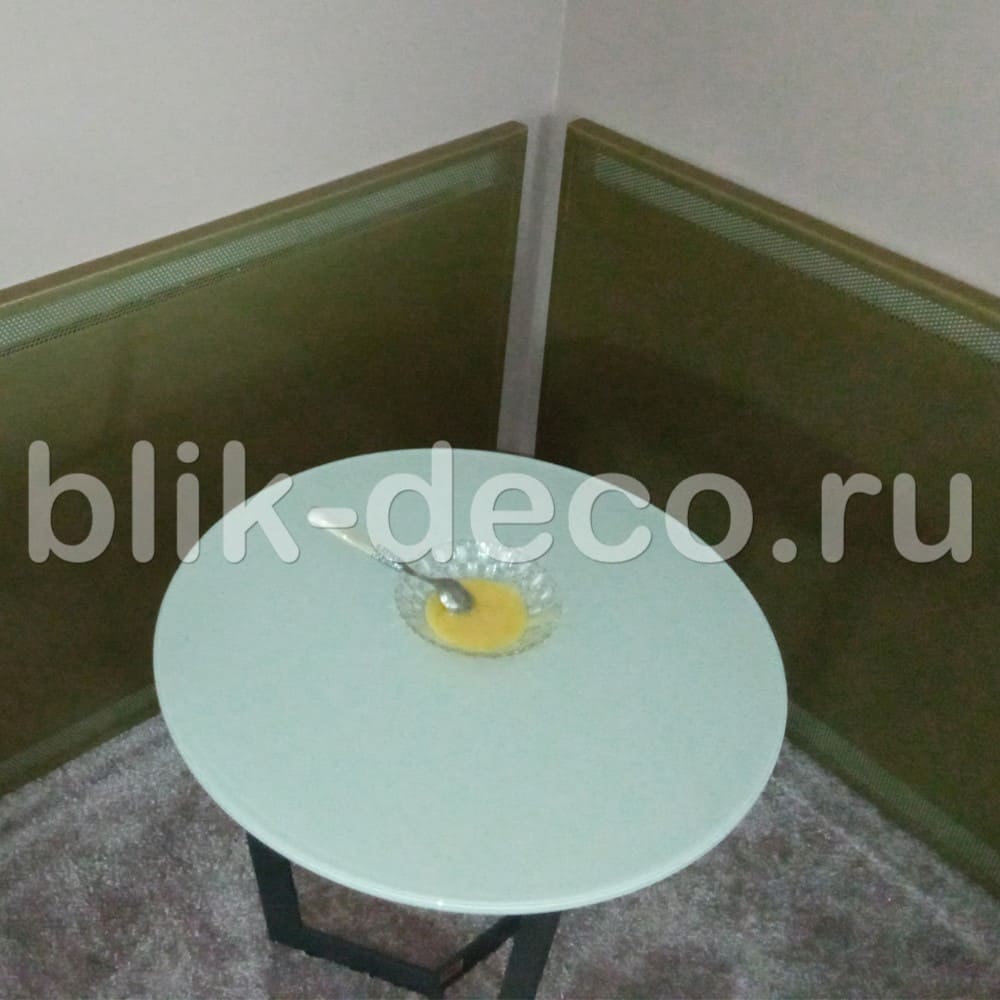 Панель на нишу накладная из комбинированного металла под выступающую из ниши батарею