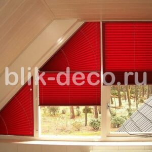 шторы плиссе на скошенные окна